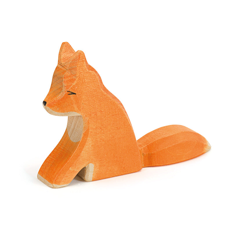 Fox, sitting